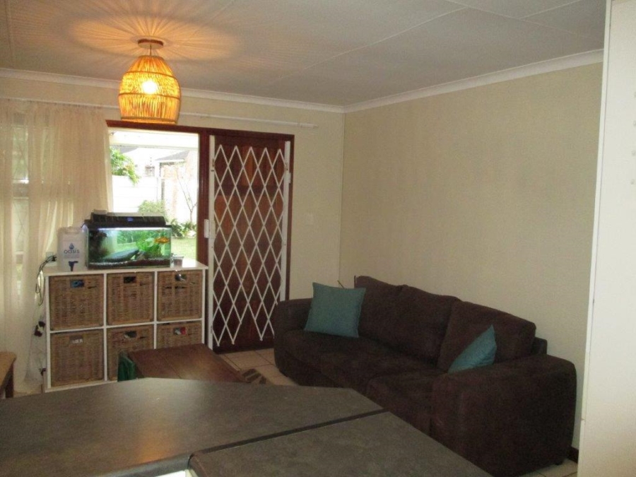 2 Bedroom Property for Sale in Kabega Park Eastern Cape